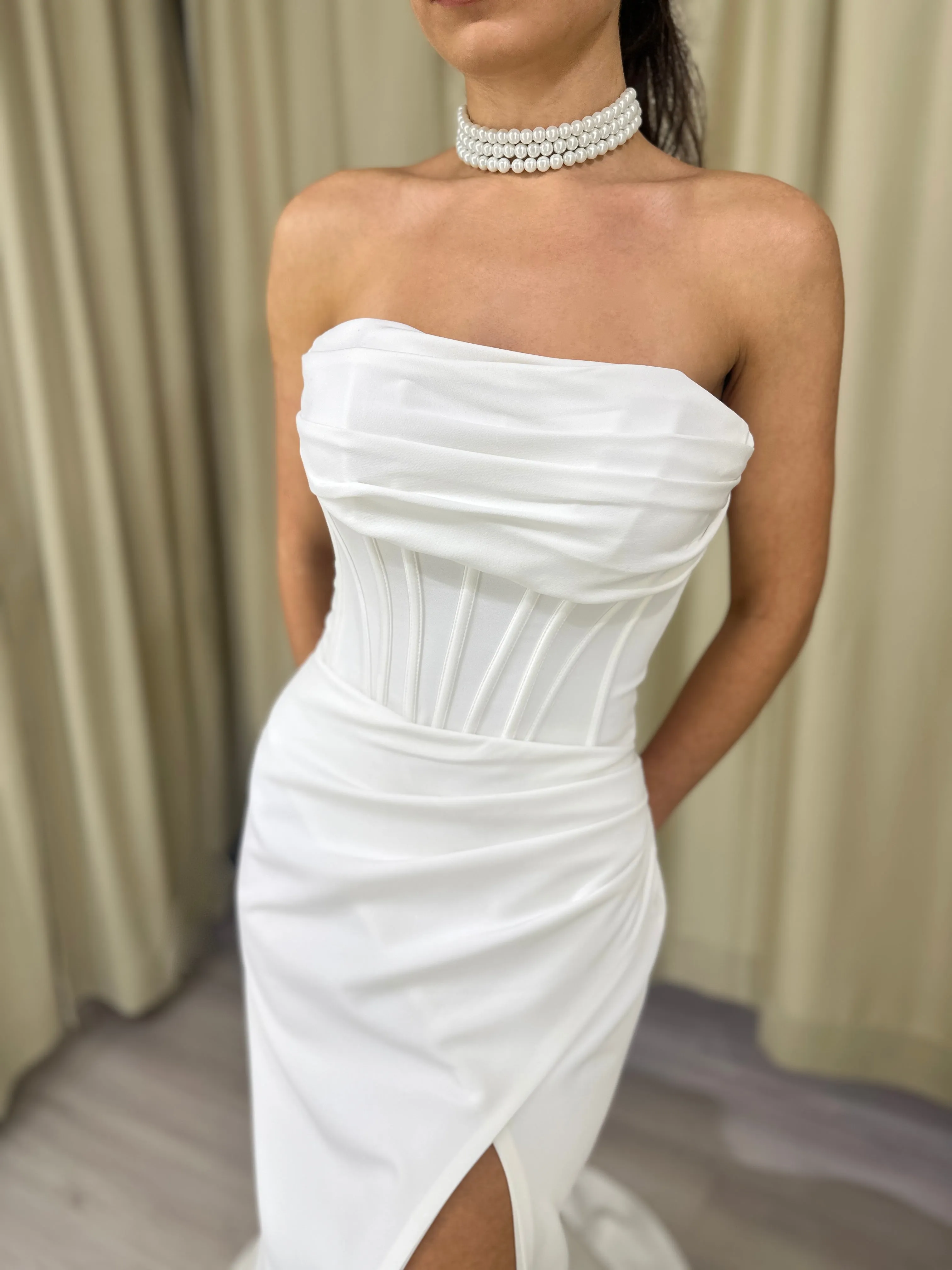 Crepe Mermaid Wedding Dress Minimalist, Sleek, & Modern Bridal Gown Katrine